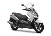 Yamaha X-Max 125